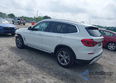 2021 BMW X3 Sdrive30I z USA, uszkodzony, nr VIN 5UXTY3C05M9E60812